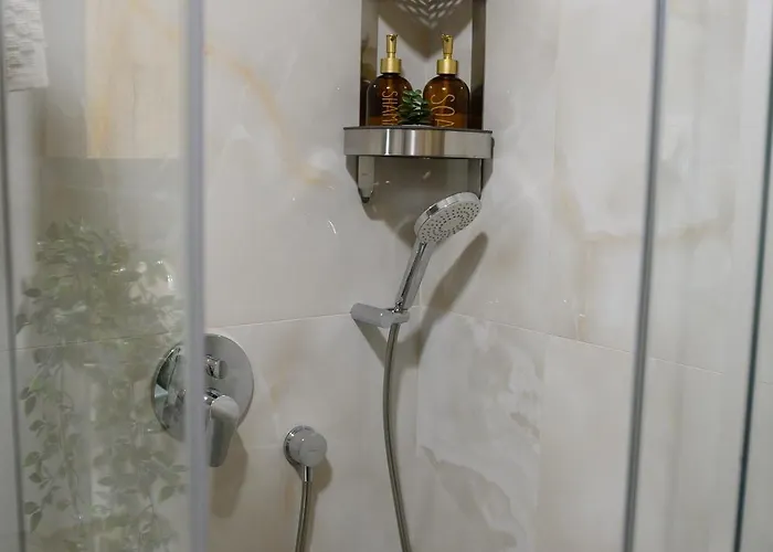 Du Centre 8 Kragujevac