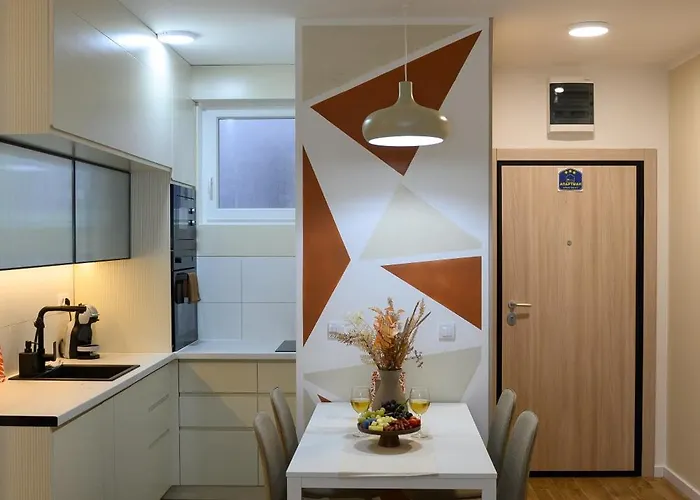 Du Centre 8 Kragujevac